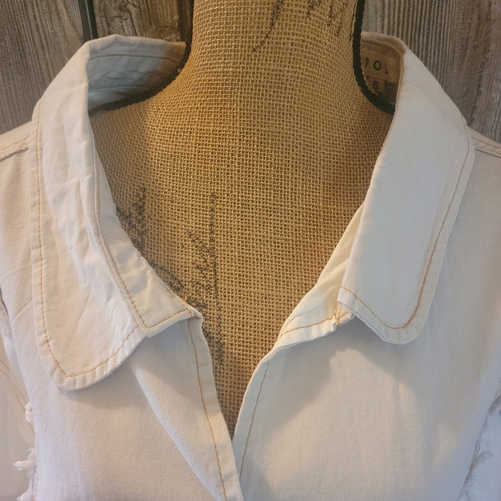 Pol Split Back W/Tie V-Neck Collared Button-Up Tw… - image 8